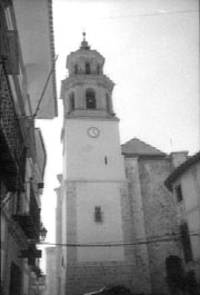 El campanario de la Iglesia Mayor,desde el Arco de la Magdalena
