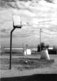 Las Cuevas han sufrido, durante muchos años, una tradición de falta de equipamientos