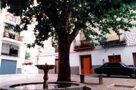 Vista parcial de la popular Plaza de los Moriscos